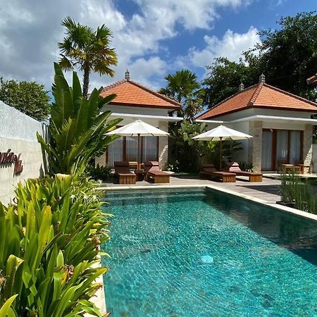 Nau Nusa Villa Batununggul Esterno foto